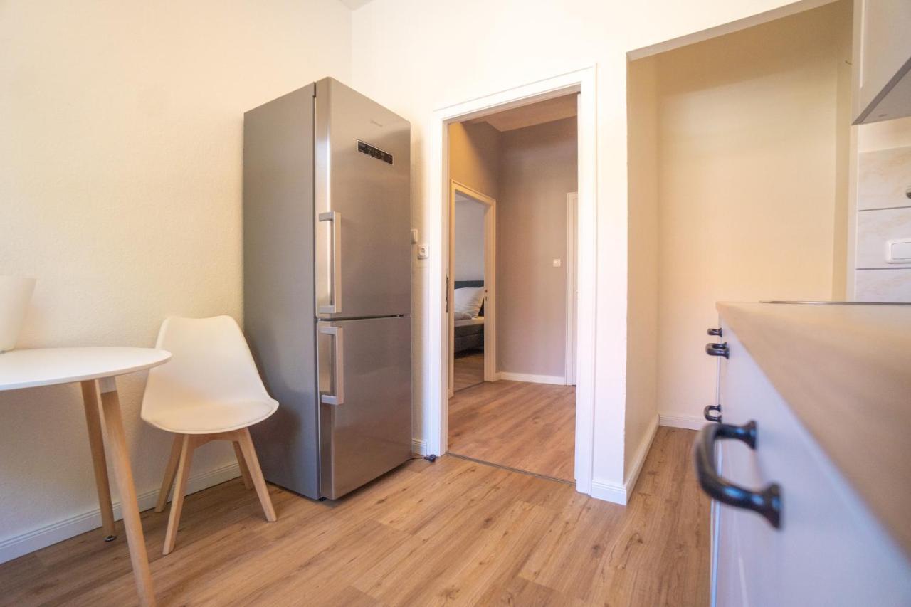 "Purple Chill" Super Zentrale Ferienwohnung Hbf-Messe-Buergerweide-Citygate-Ovb Arena Brémai repülőtér Kültér fotó